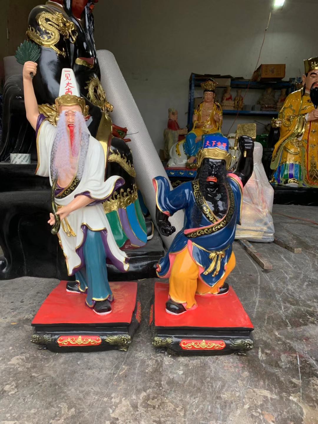 51暗网吃瓜 暗网吃瓜宣泄与风险共生