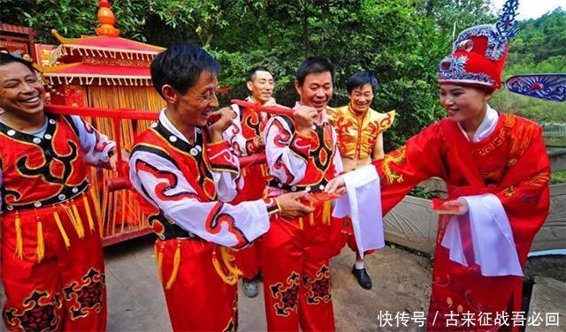 小南火影忍者本子 小南建议支持官方正版内容