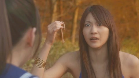 黑人同学征服的麻麻 满屋子的黑人人都笑了