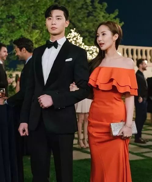 https：／／dw.cup.com.cn／a7ajnxyf 请将相关文本复制并提供给我