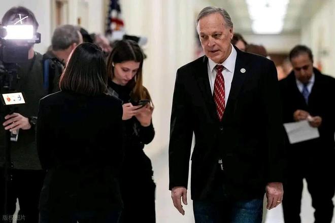 远坂家计事情漫画 因此画风非常有辨识度且精良