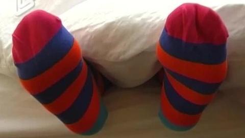 大胸校花被男生摸故事