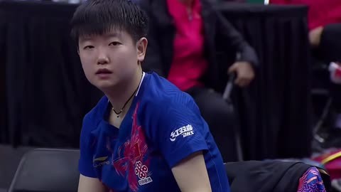 未成年少女，年轻男孩，越南 或所在国家的移民执法部门