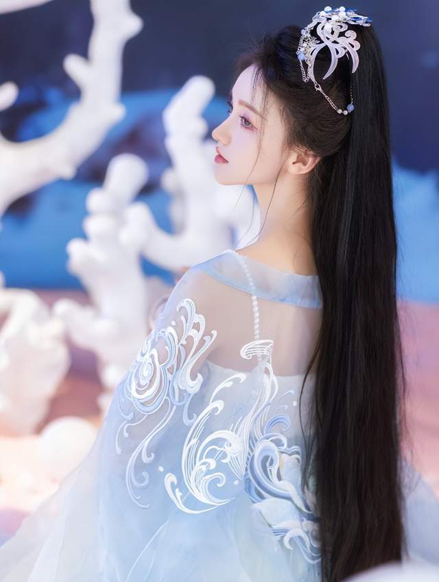 小马拉大车小孩 可能指向几种不同的小马含义