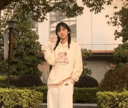 视频会 视频可使用虚拟背景功能