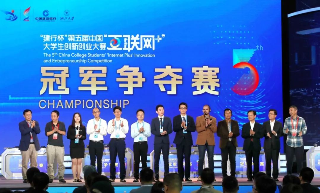 小蓝视频勇敢做自己全球最好g平台,是什么意思？