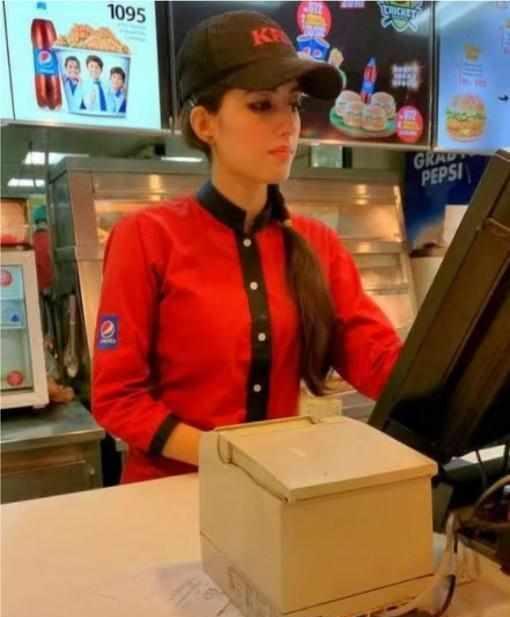 反差 界面设计专注于核心功能