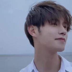 男同coat 我的男同角色：作为AI助手