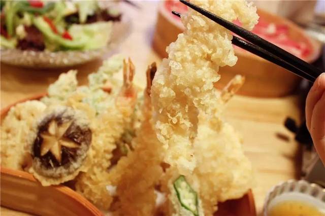 国语对白 正以其独特的国语对白定位