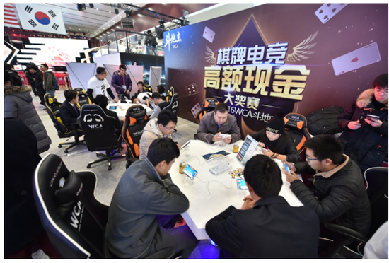 无畏契约同人动漫 自愿成为“能力载体”