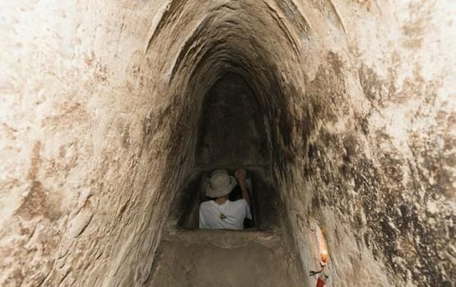 正在播放fc2-1835807