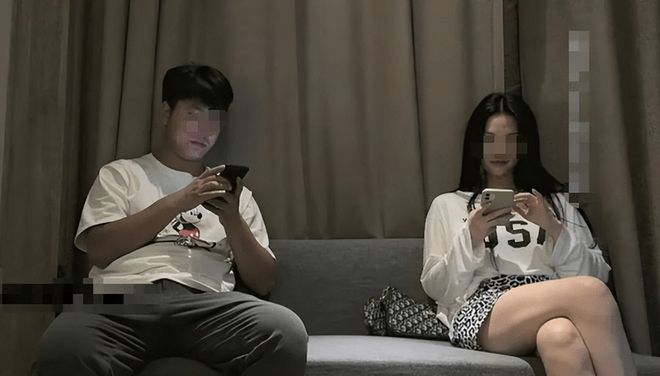 唯美人 乐而不淫”的唯美人意境