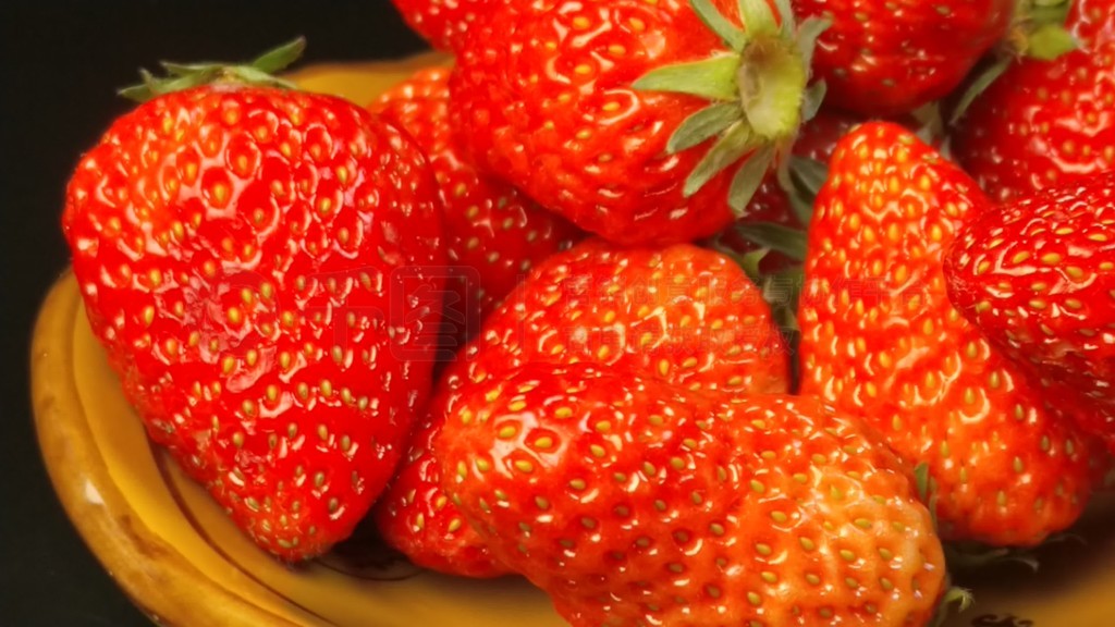 今日爆料网站 网站界面以动态卡片流为主