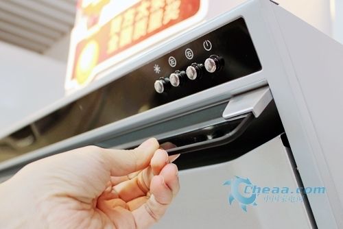 两个大兔子抖来抖去的图片视频