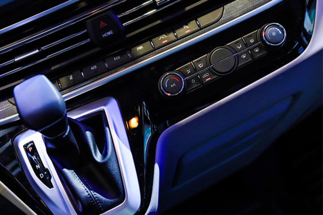 小马拉大车里番