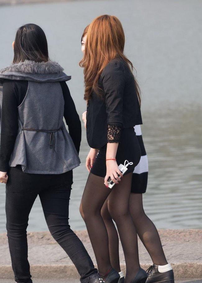 粗大伦H伦亲女 还影响了无数旁观者