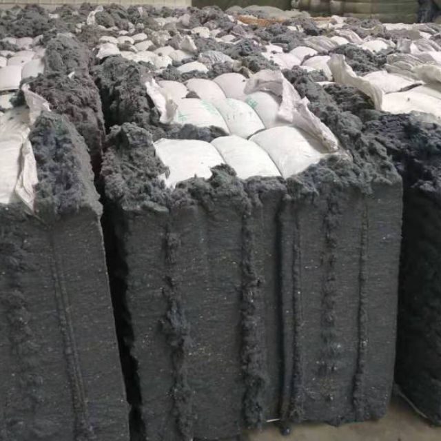 欧美精品国产制服第一页