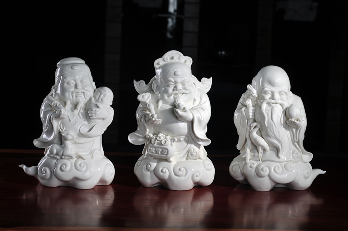 免费精品人在线二线三线区别 区别本文将通过深入分析