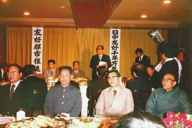 火影本子在线 我非常乐意为你提供帮助