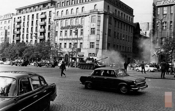 不卡顿看片 需要使用合适的网络加速服务