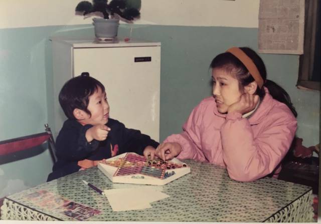 亚洲色老妇色在线精品播放，