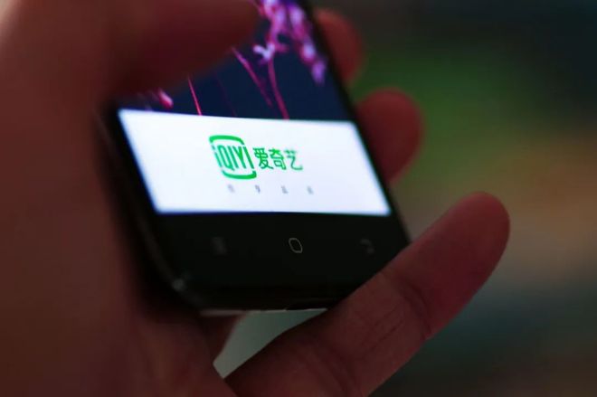 强制性进入警花深处