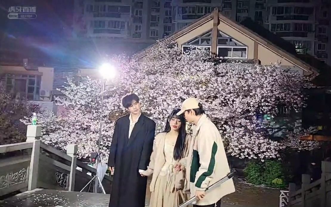 人与蛇视频 科普书籍或学术网站