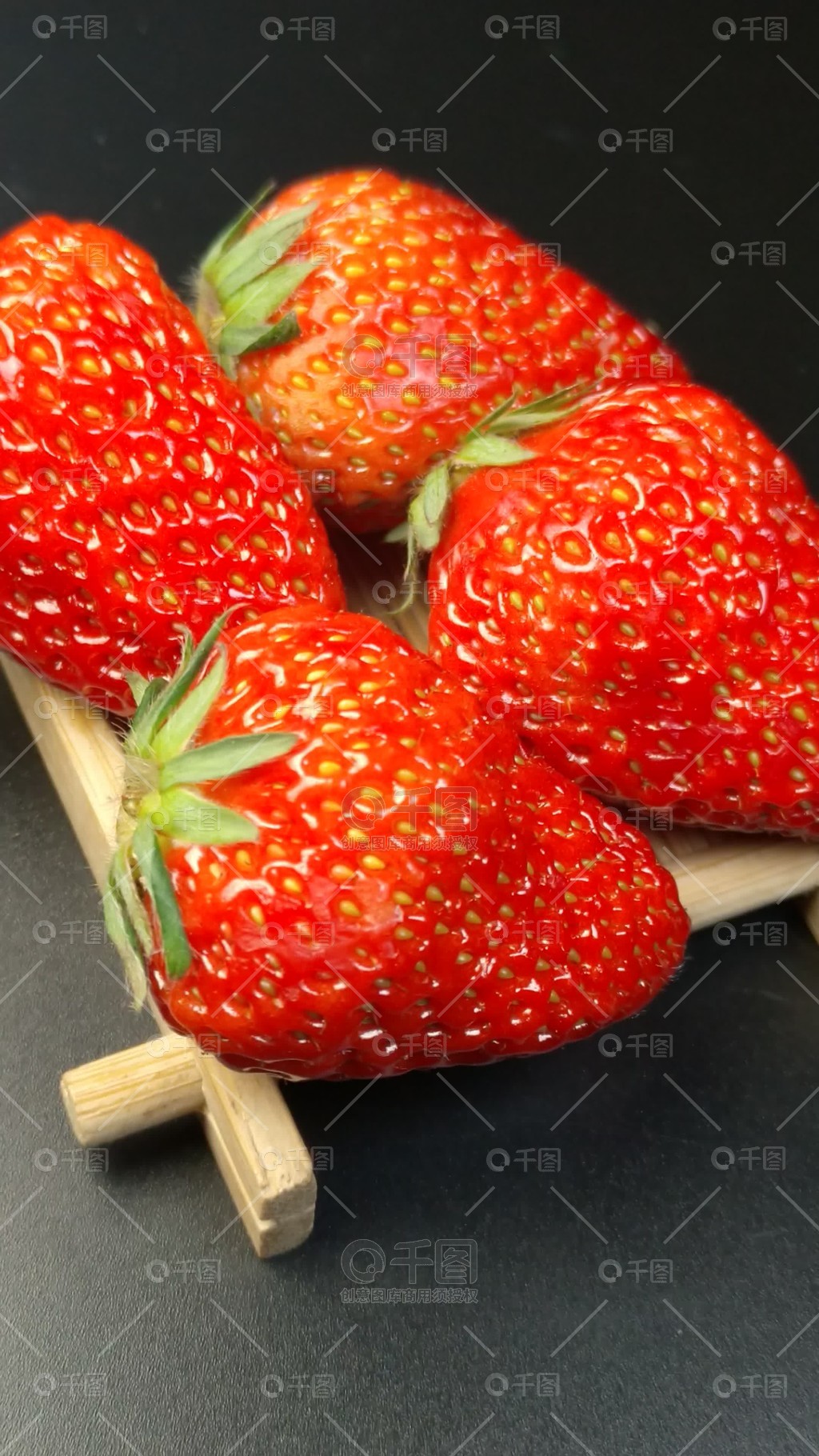 荷兰剧换偶邻里 积极向上的偶邻文化活动