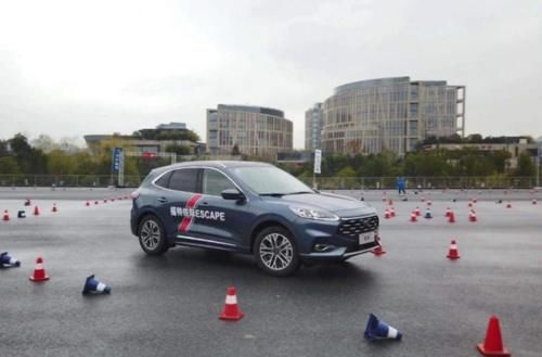 韩国电影妻子的诱惑