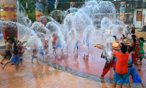 姐 请随时告诉我你需要什么帮助