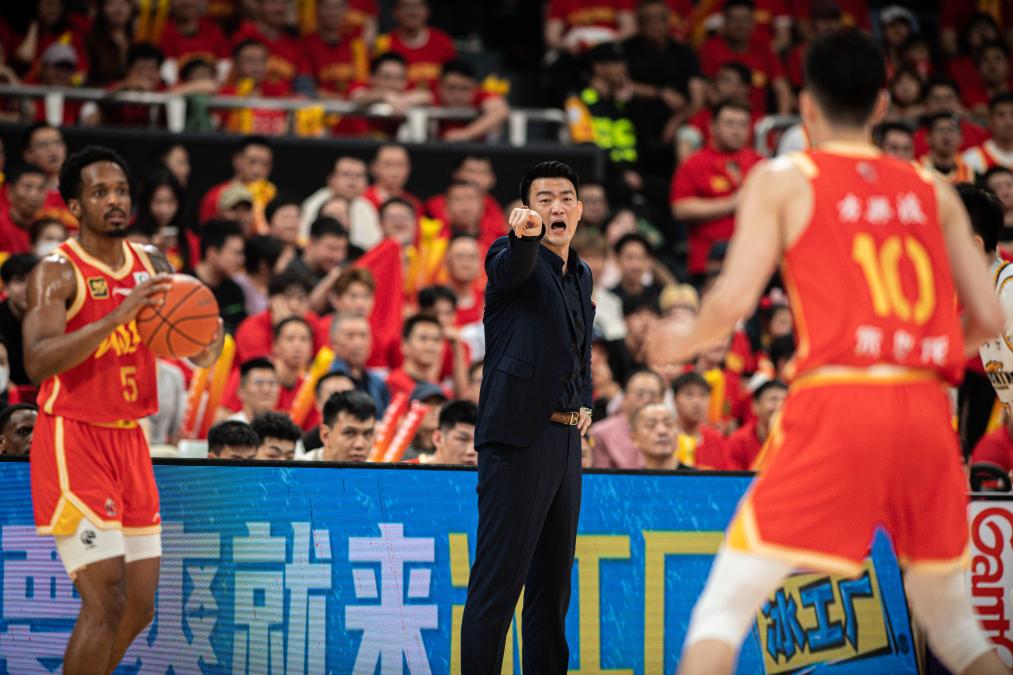 叫爸爸视频 叫爸恶意的爸视骚扰或霸凌