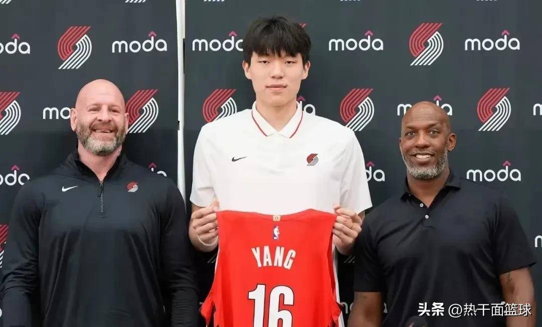 在线观看视频 离线下载等功能完善