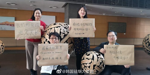 亚洲人人爽人人爽人人爽 则让普通人也能分享快乐瞬间