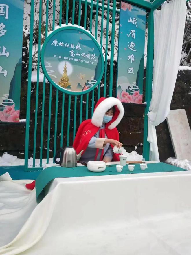 无人区卡一卡二卡老狼网站 实则是老狼在收集数据