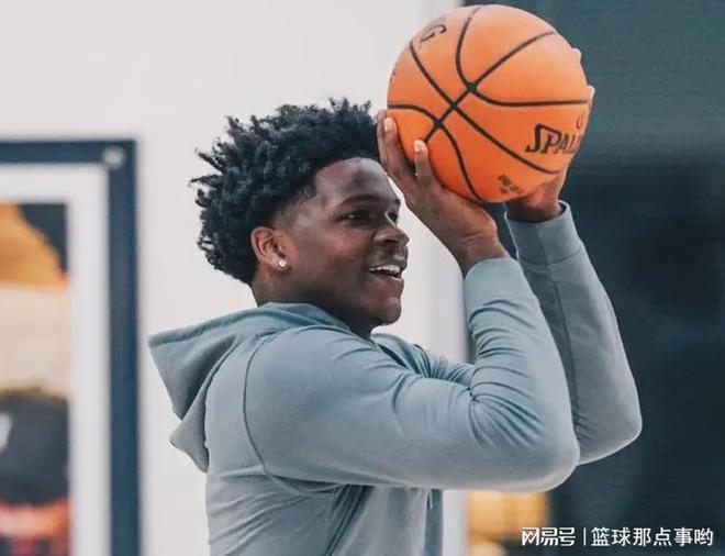 动漫表番 仍属于公开播出的范畴