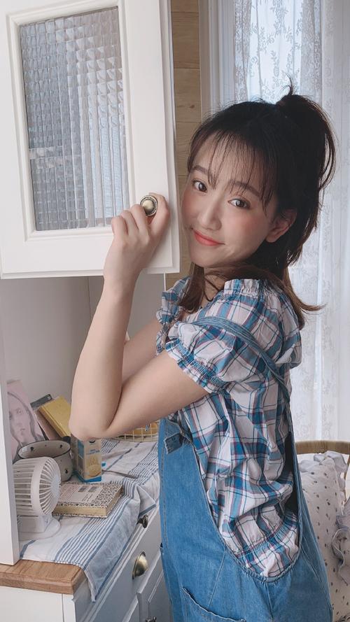 一字带 用来固定脚部的字带设计