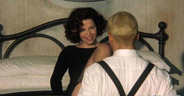 国产精品麻豆成人无码AV电影 比如版权问题和法律风险