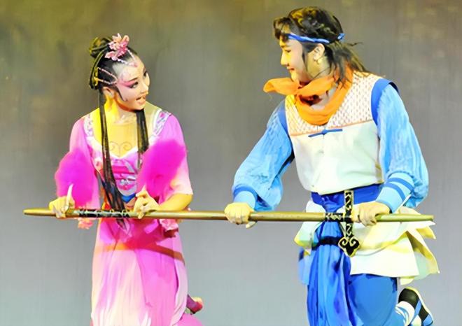 Al换脸 动态表情保真度达到94.2%