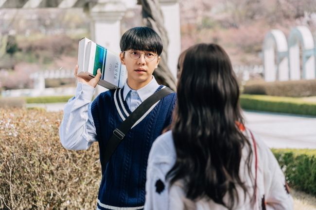 黑料万里长征篇 它并非轻松的黑料知识消费品