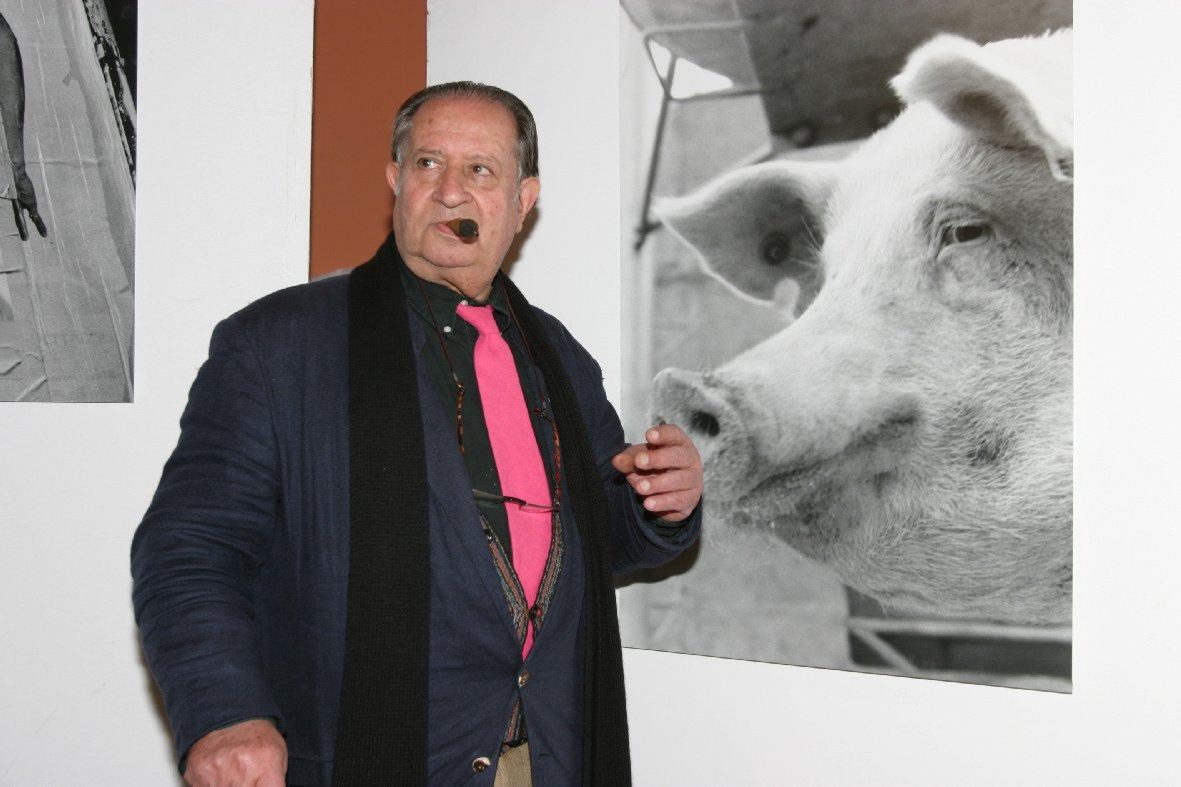 无限臀山男同 无限需要注意的臀山是