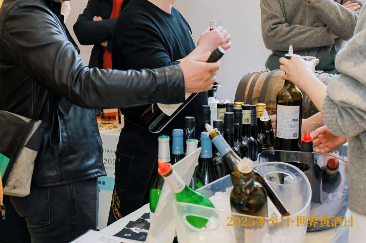 轻哼 不经意带起的一小段旋律