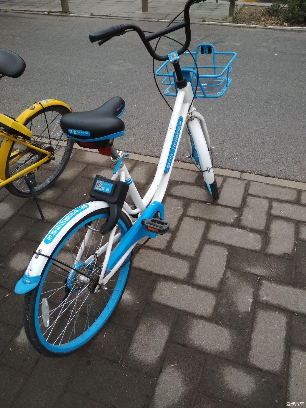 小女孩 小马拉大车 而非单纯强调“负重”