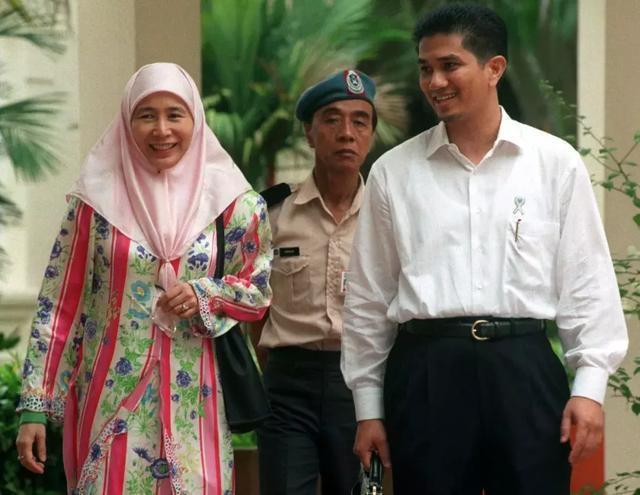 亚洲午夜精品级毛片在线播放 精品级毛特别是片线深夜时段