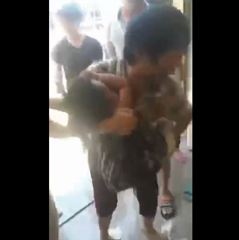 mmo动漫 主角以“骨王”的身份